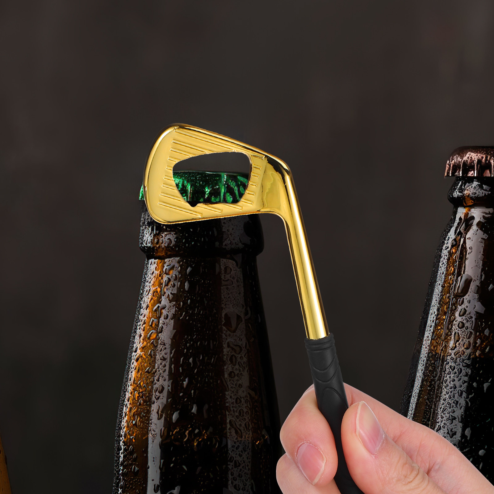 Metalen bierflesopener in golf - Kitchen Gadgets Club recensie en prijs